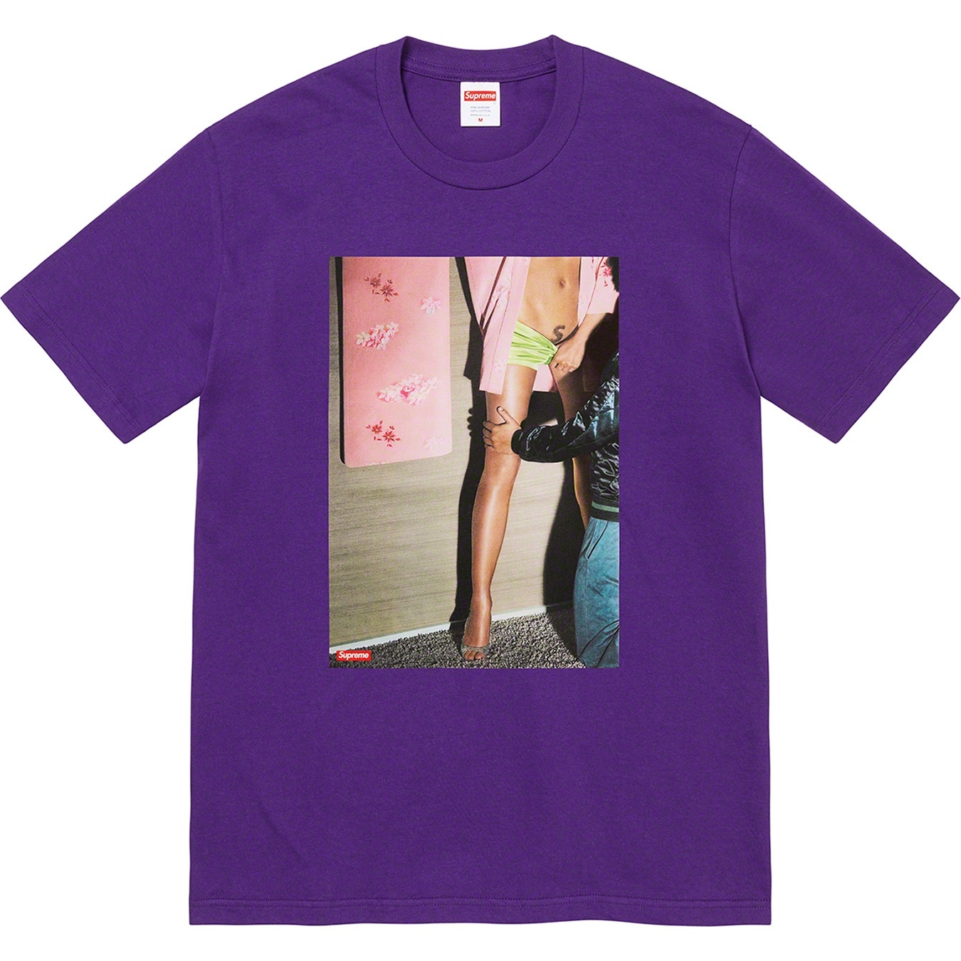 Model Tee view 3
